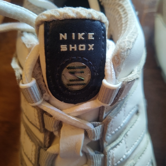 Vintage Nike Shox Sneakers Youth Size 4.5 (Women's 6) Rare Find 👟 - Picture 5 of 7